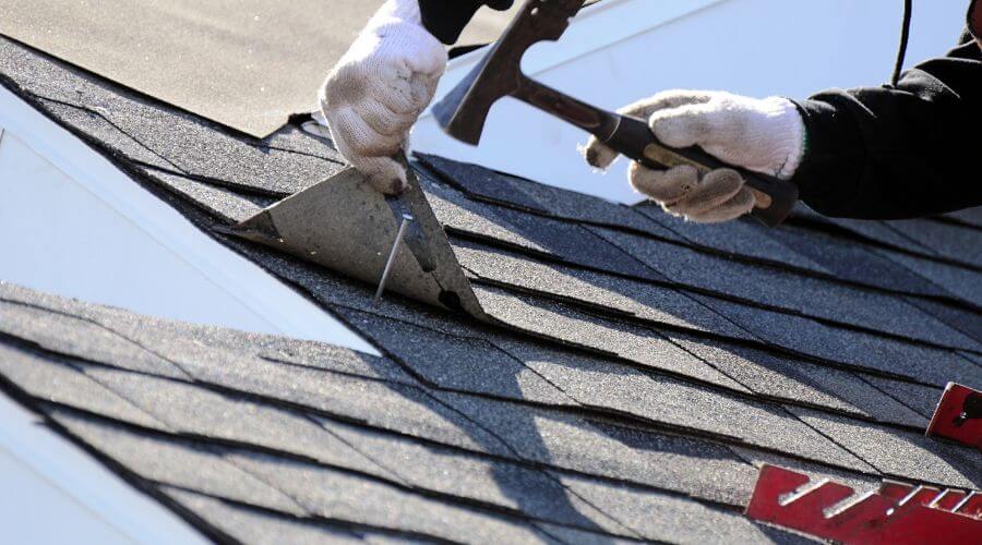 Professional gutter cleaning in Marne, IA